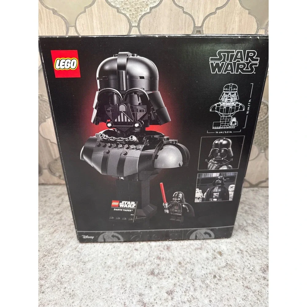 LEGO Star Wars Darth Vader Bust 75439 Building Set 349 Pieces New Sealed